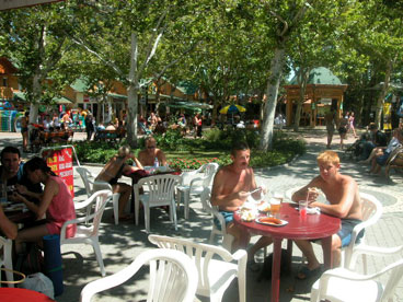 Balaton Tourism for holidays with good food and wine.