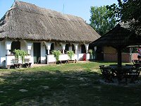 Balaton Tourism for lakeside holiday apartments.
